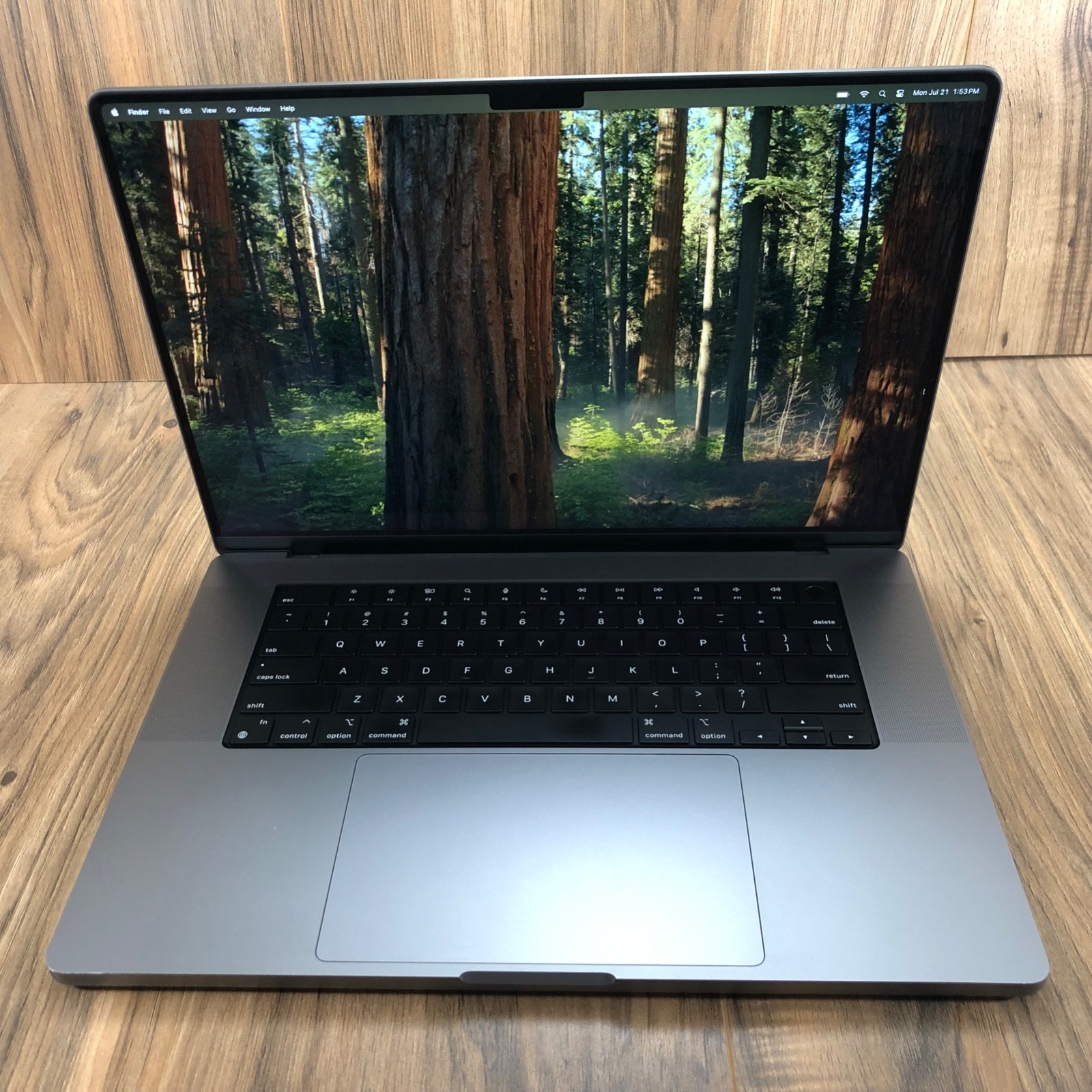 Apple MacBook Pro Space Gray 16