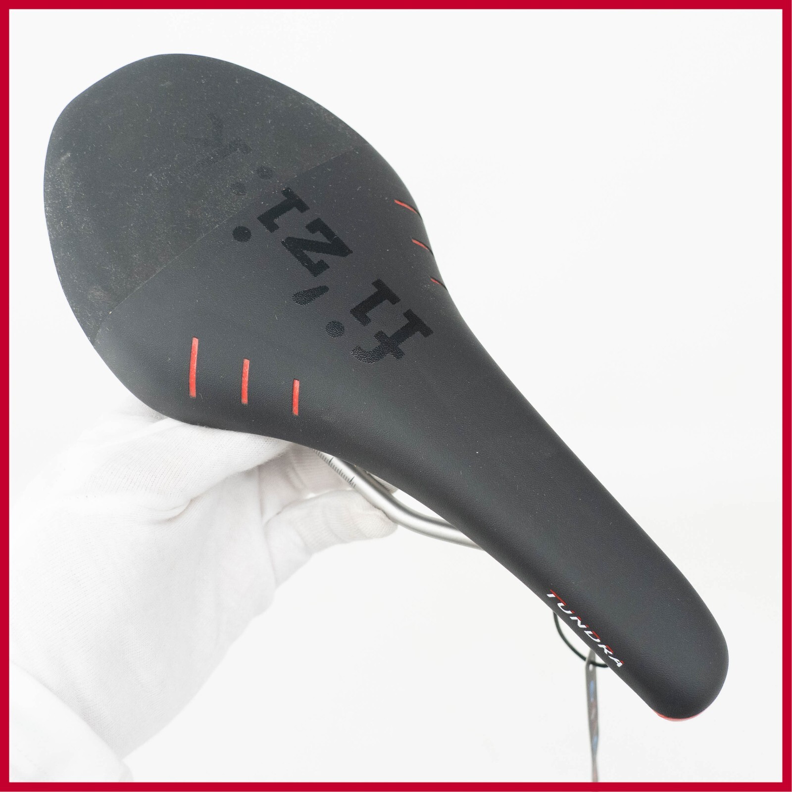 Fizik M5 ツンドラ　フィジーク Amazon | Fizik(フィジーク) VERSUS TUNDRA M5 S-alloyレール