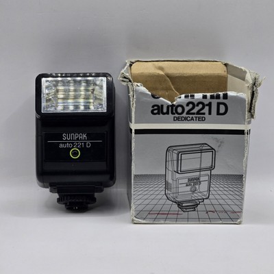 Sunpak Auto 221D Electronic Flash Dedicated for Pentax Cameras Tested & Working