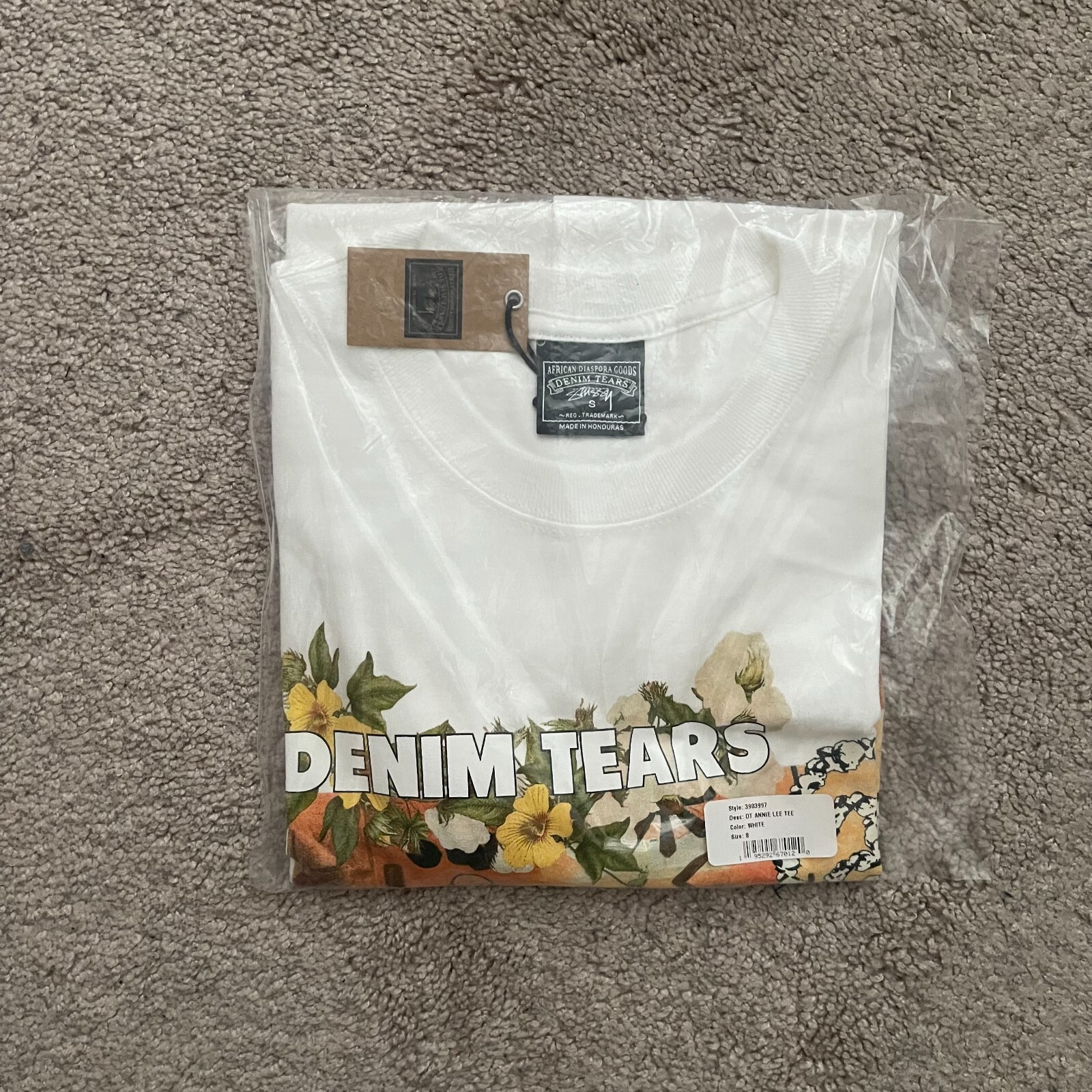【新品未使用】Stussy Denim Tears Annie Lee Tee Denim Tears x Stussy Annie Lee Tee - White | In stock