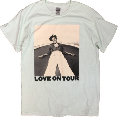 HARRY STYLES T SHIRT MENS M PALE GREEN LOVE ON TOUR CONCERT MERCH OFFICIAL 2021