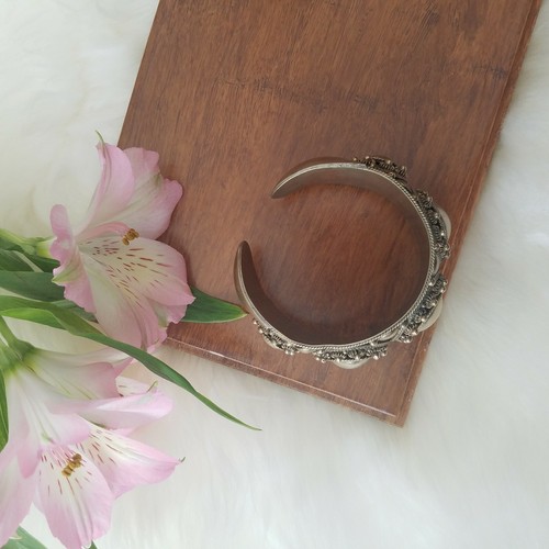 Siam Vintage Sterling Silver Cuff 65g