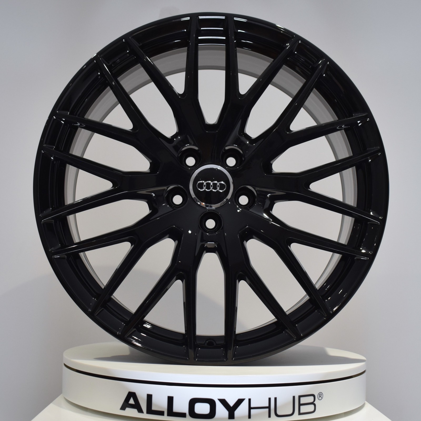 GENUINE AUDI TT TTS MK3 8S Y SPOKE 20