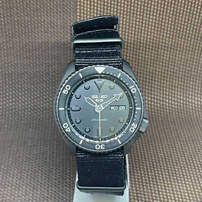 Pre-owned Seiko 5 Sports Srpd79k1 Skx Street Style Black Nylon Automatic Analog Men Watch