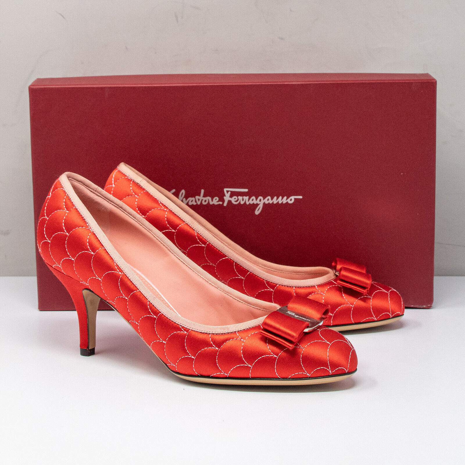 Salvatore Ferragamo Carla 70 Quilted Red Satin Vara Bow Salvatore Ferragamo Carla 70 Quilted Red Satin Vara Bow