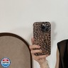 owwiktten Brown Cheetah Print Leopard Phone Case for iPhone 14/iPhone 13 6.1 inch Retro Trendy Luxury Matte Slim Protective Girls Women Funda Cover for iPhone 13/14