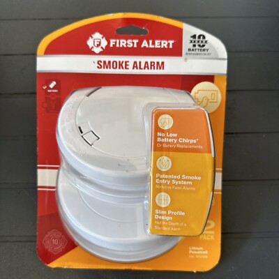 First Alert 1042409 Photoelectric Smoke Detector - 2 Pack