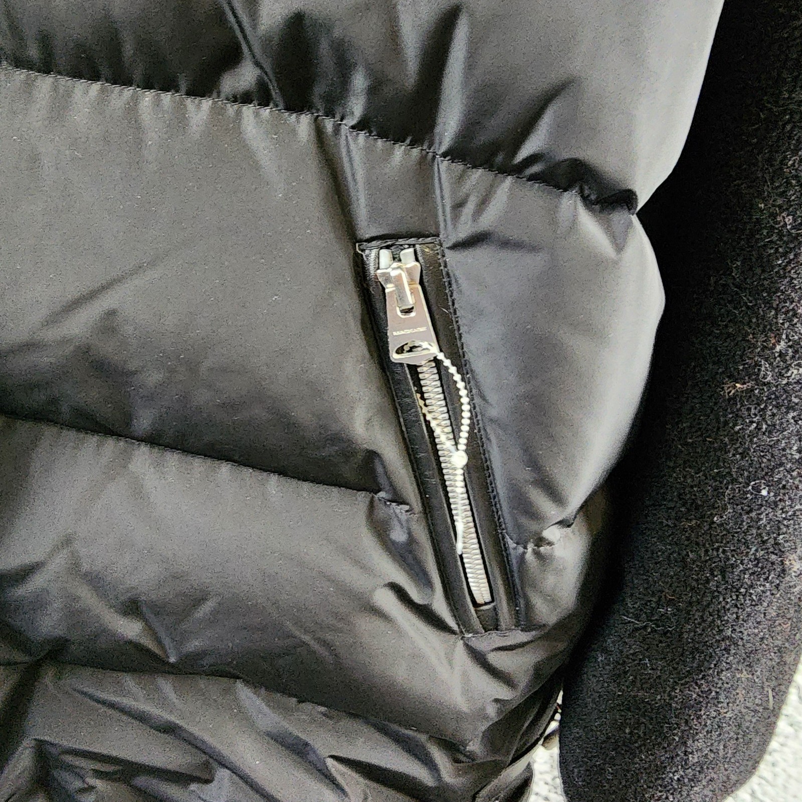 Mackage Junia Down Hooded Full Zip Coat Women's XL Black Full Zip Long Sleeve - Picture 7 of 15