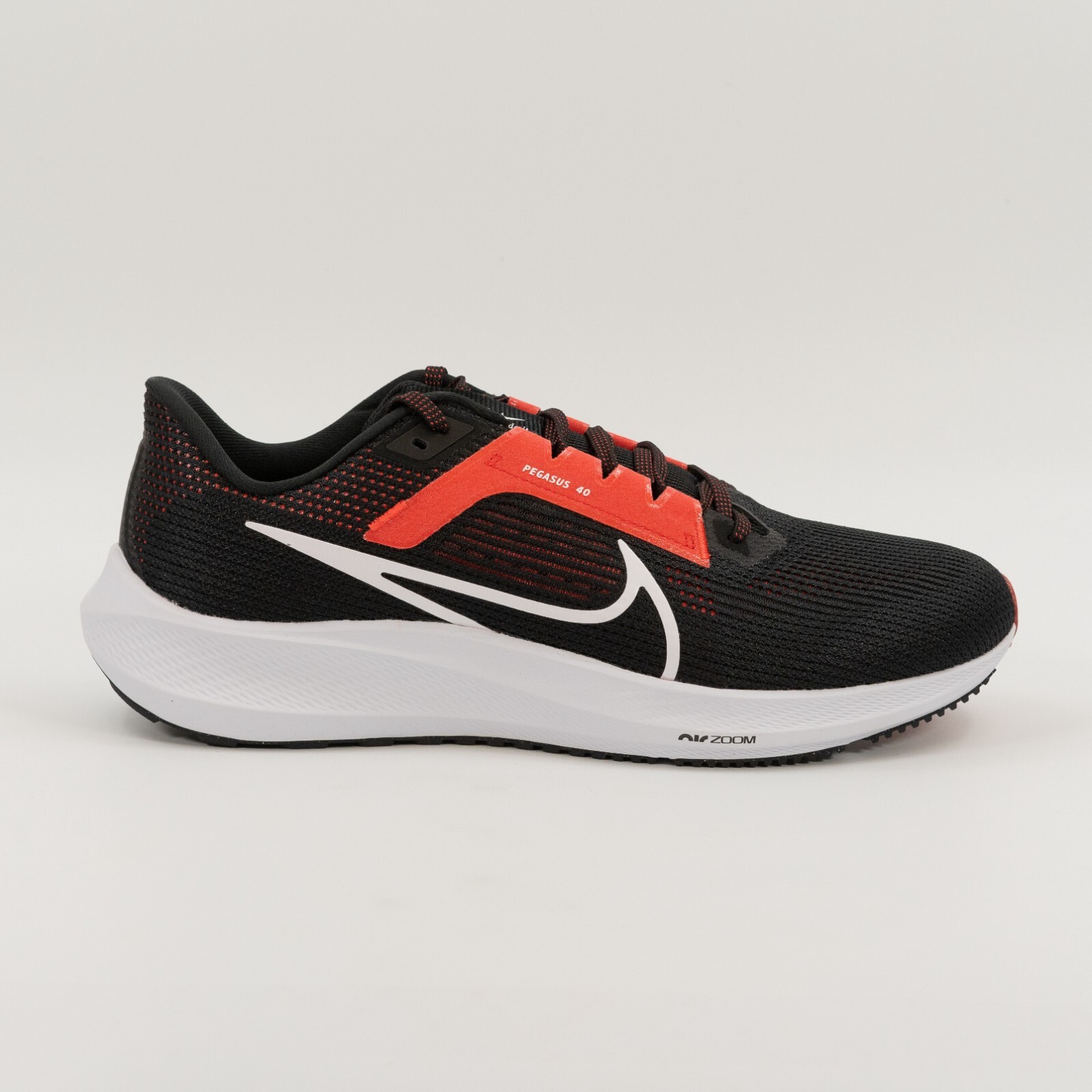 新品未使用品NIKE AIR zoom Pegasus40 28.5㎝ Nike Air Zoom Pegasus 40 'Black Light Crimson' DV3853-003
