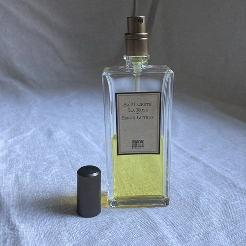 プ*ズ様 Serge Lutens Sa Majesté La Rose Sa majesté la rose | Serge Lutens – site officiel