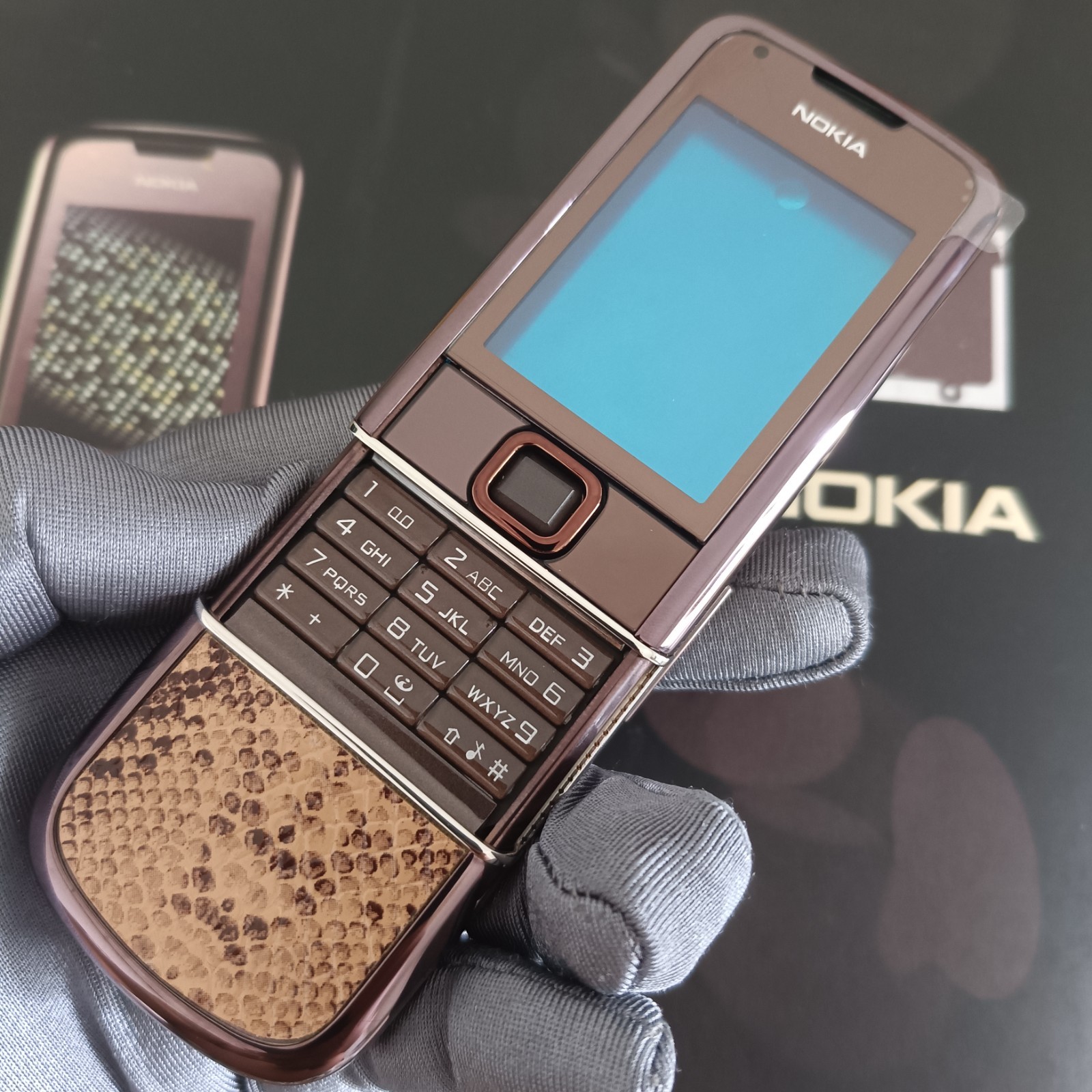 NOKIA携帯電話『8800e Sapphire Arte 』純正バッテリー付 NOKIA携帯電話『8800e Sapphire Arte 』純正バッテリー付 - メルカリ