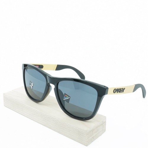 

[OO9428-12] Мужские солнцезащитные очки Oakley Frogskins Mix (A)