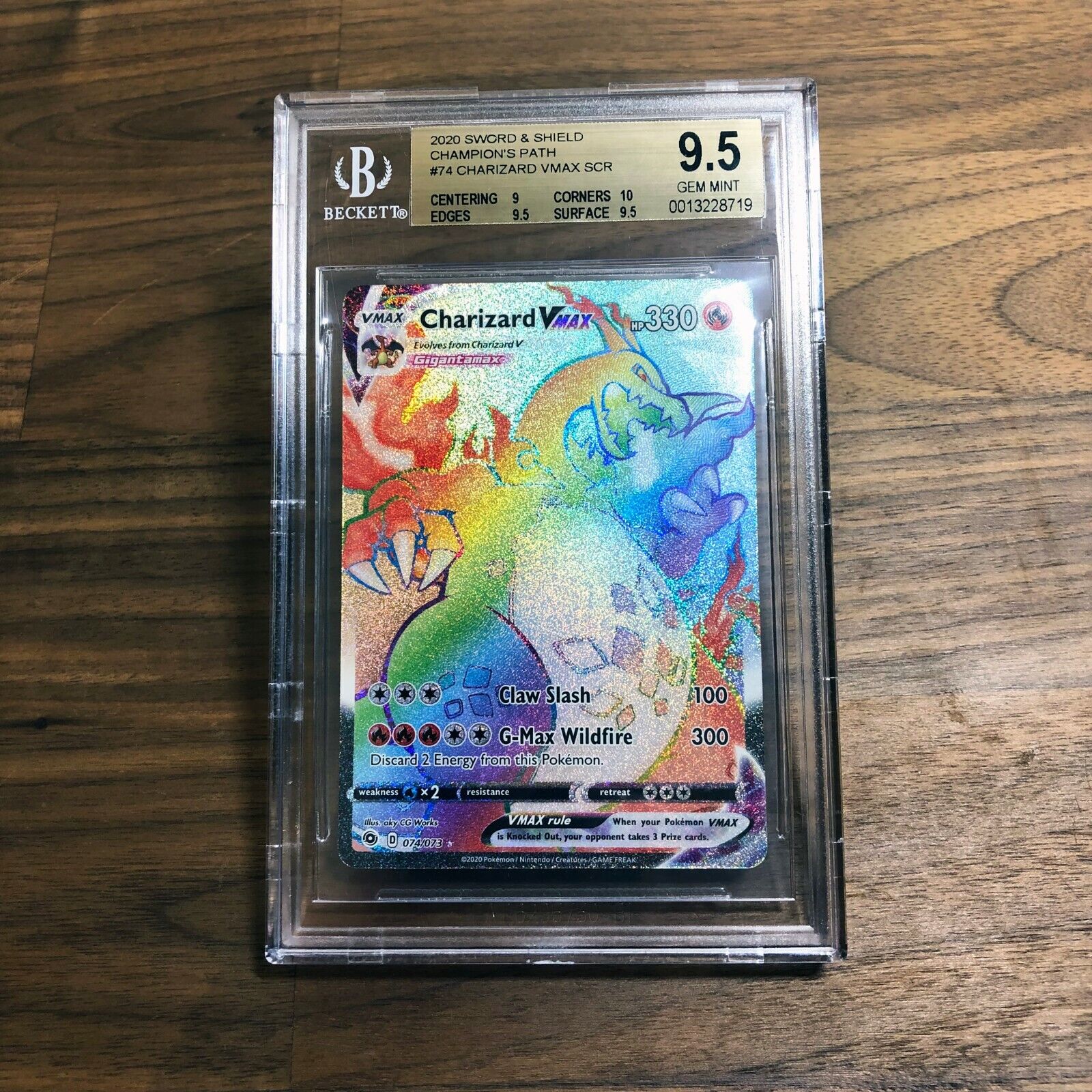 2020 Pokemon Champion's Path Charizard Vmax #74 BGS 9.5 GEM 2020 Pokemon Champion's Path Charizard Vmax #74 BGS 9.5 GEM