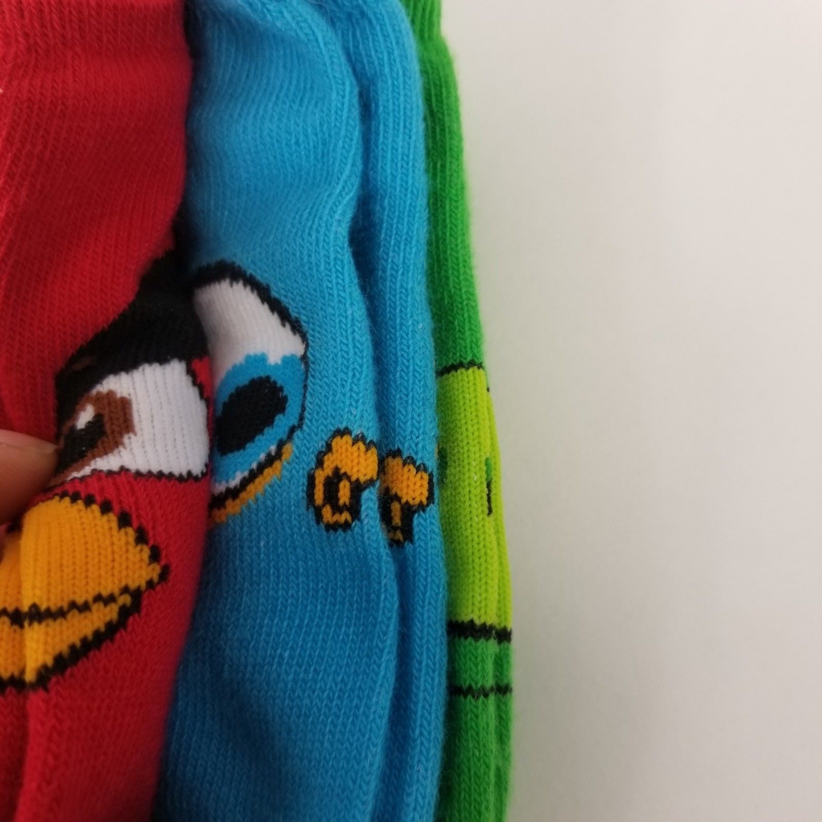 Angry Birds Kids No Show Socks Size 6-8.5 Red Blue Green Shoe Size 7.5-3.5 Bird