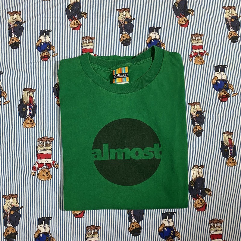 Skating Graphic T Shirt Large Green Logo Mullen