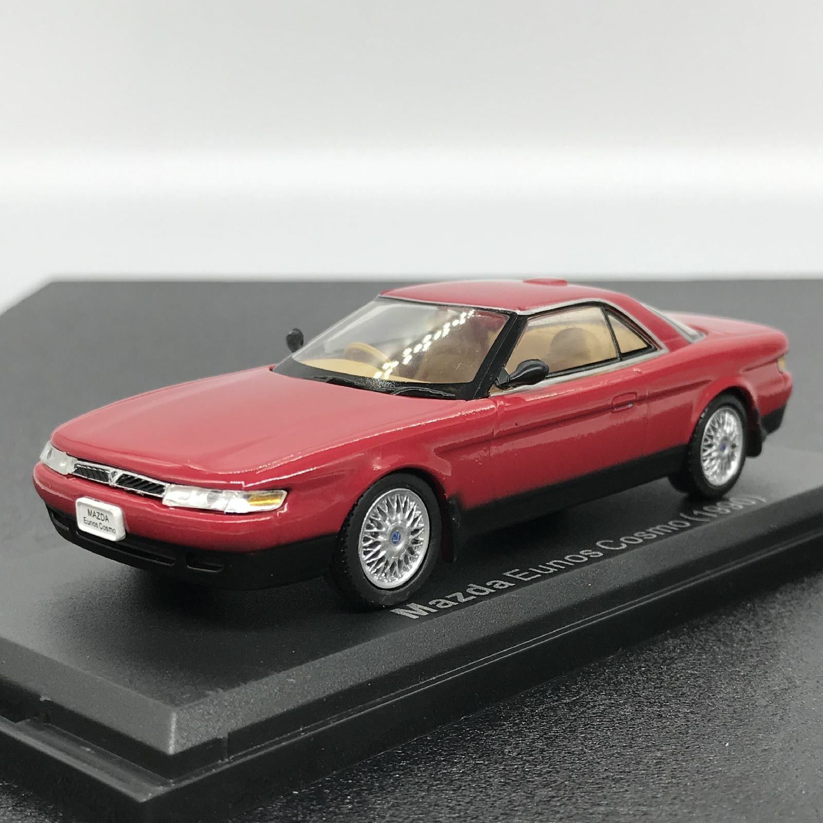 Mini Car Mazda Eunos Cosmo 1990 Red 1/43 Scale Box Display Mini Car Mazda Eunos Cosmo 1990 Red 1/43 Scale Box Display