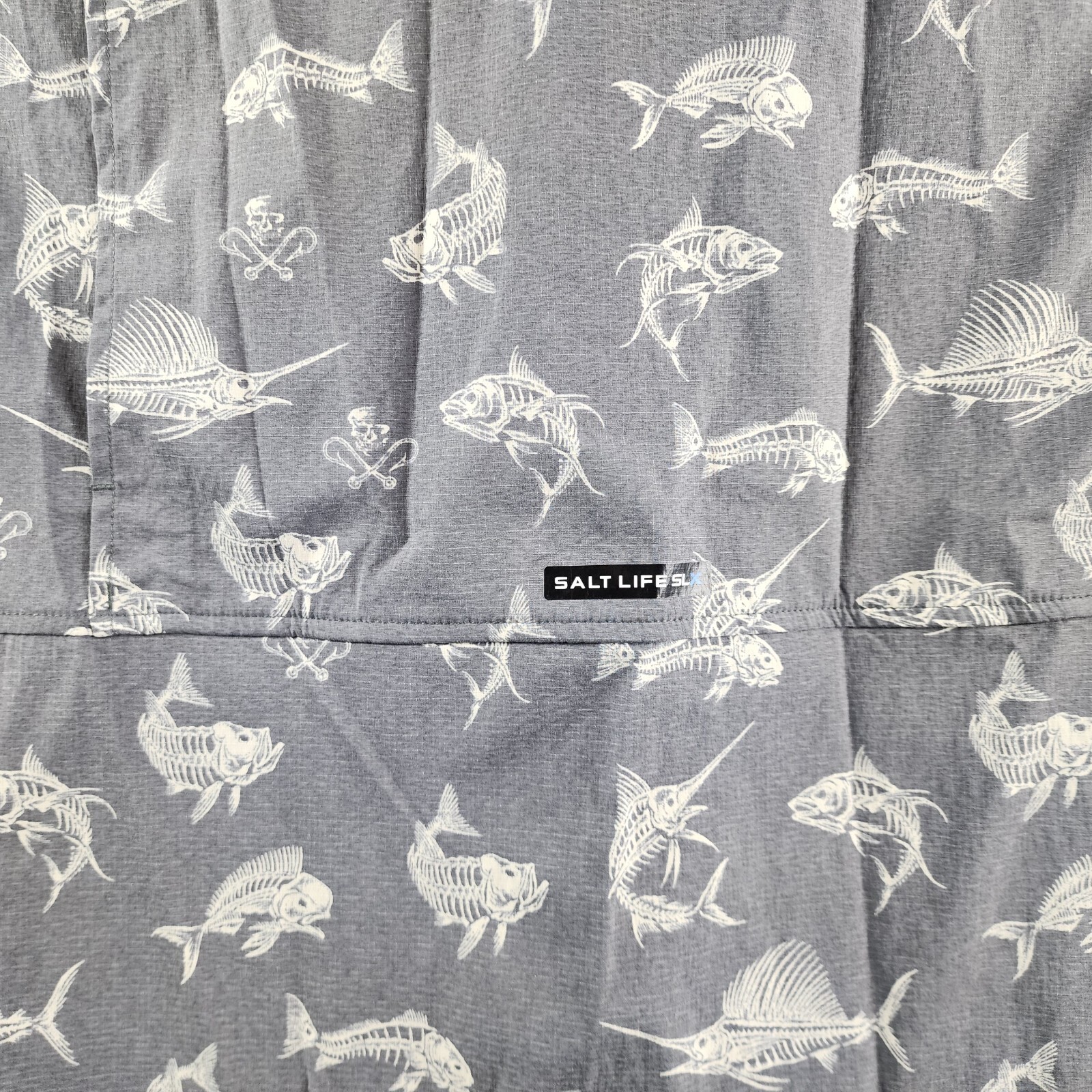 Salt Life Fish N Bones Short-Sleeve Button-Front Shirt Men's S Gray Collared - Picture 17 of 17