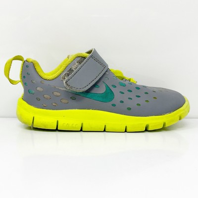 Кроссовки для бега Nike Boys Free Express TDV 641865-003 серые, размер 8C