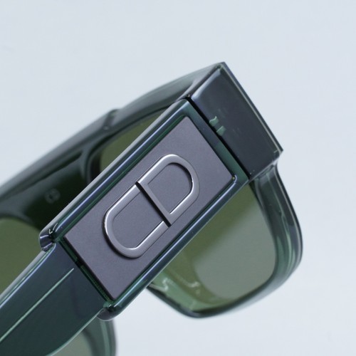 Pre-owned Dior Cd M1i 55c0 Translucent Green/green 00-2-140 Sunglasses