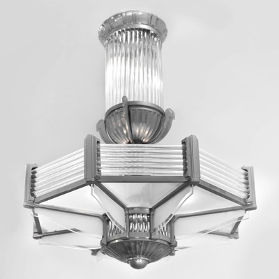 Beautiful 1930s Art Deco Glass Drops Silver-Plated Bronze Fitting Chandelier