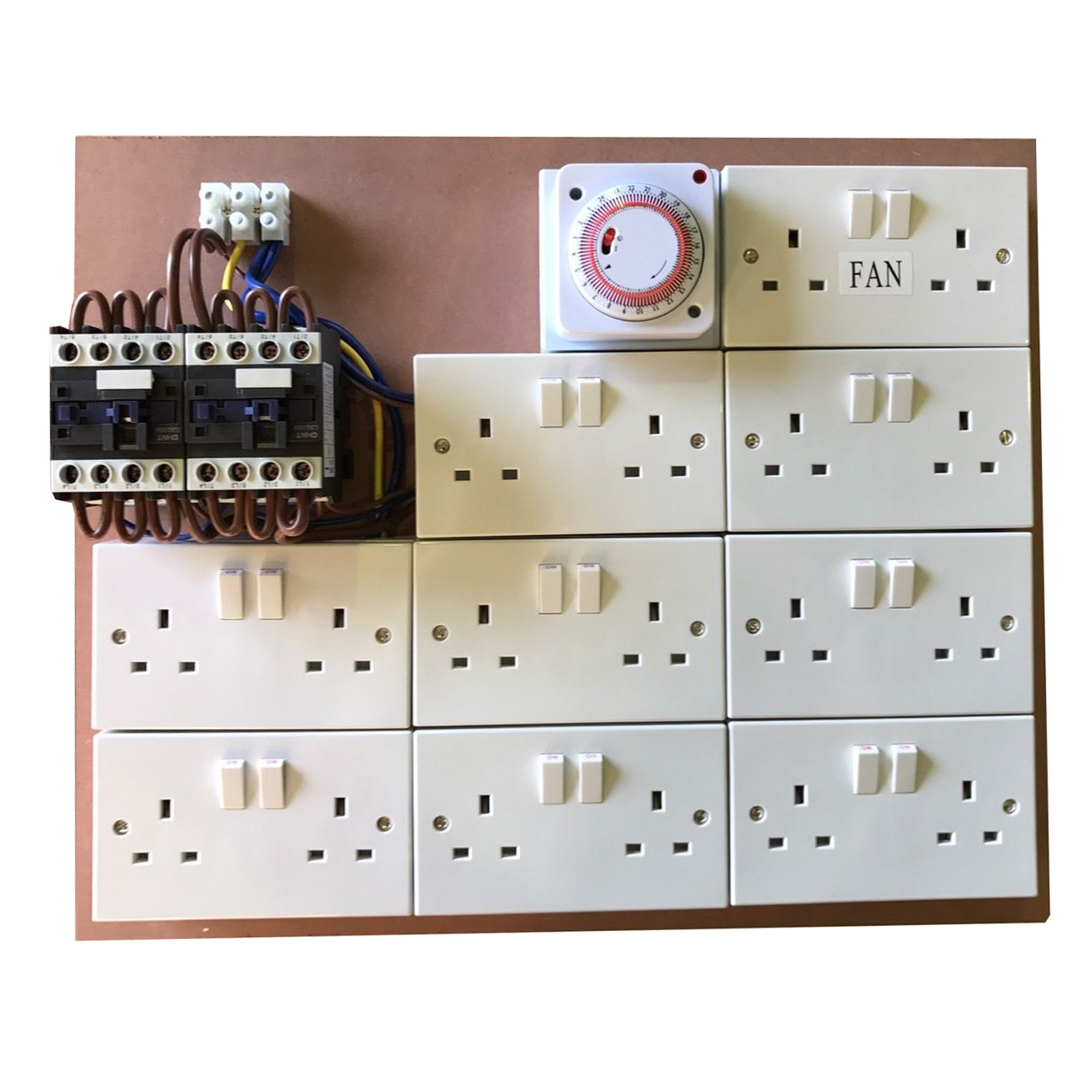 16 Way Lighting Contactor Board With Timer And 2 Permanents + 2 40A