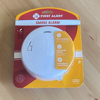First Alert PR710 Photoelectric Smoke Alarm - White (1039772) - 10 year w/9v Bat