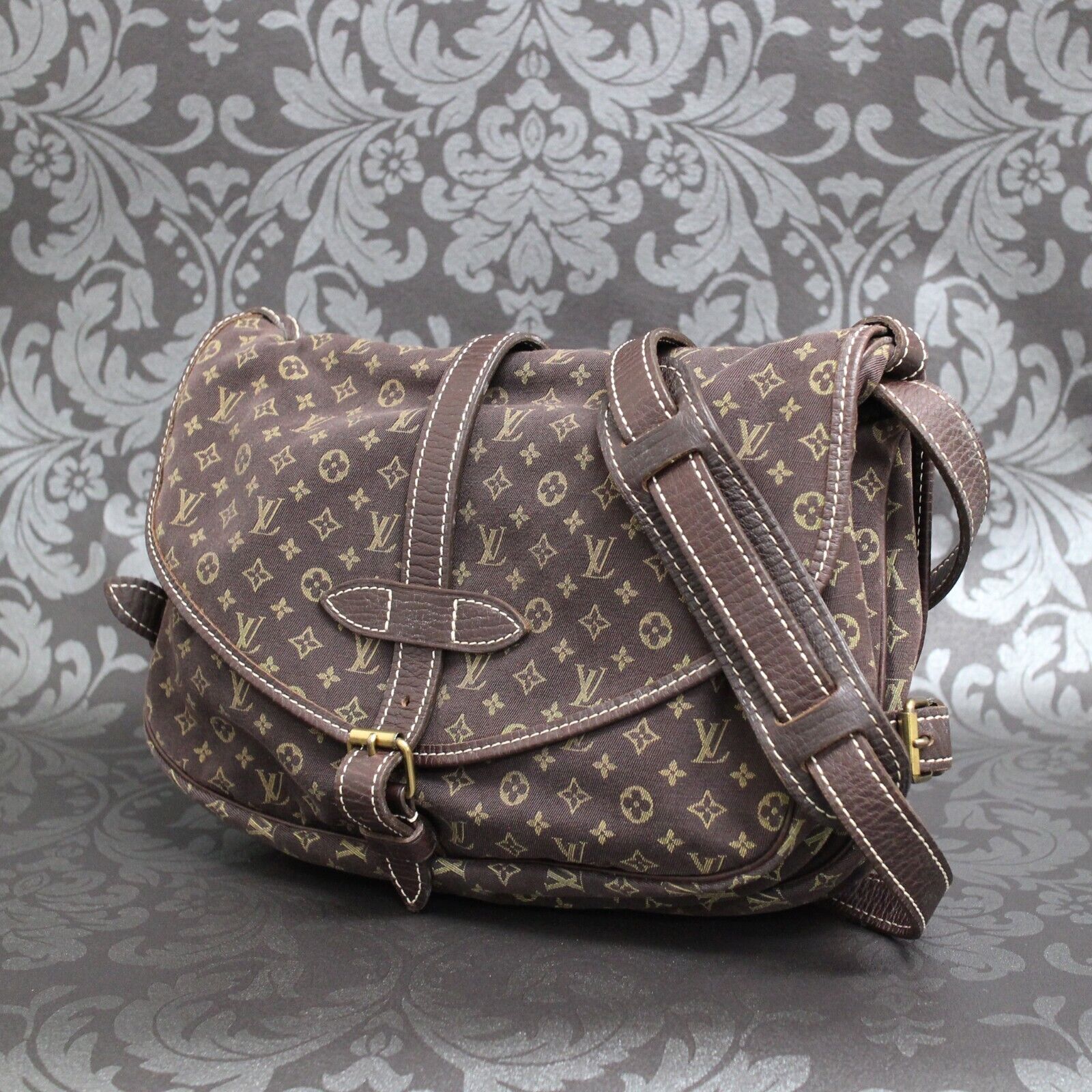 LOUIS VUITTON Monogram Mini Lin Saumur 30 Brown Shoulder Bag LOUIS VUITTON Monogram Mini Lin Saumur 30 Brown Shoulder Bag