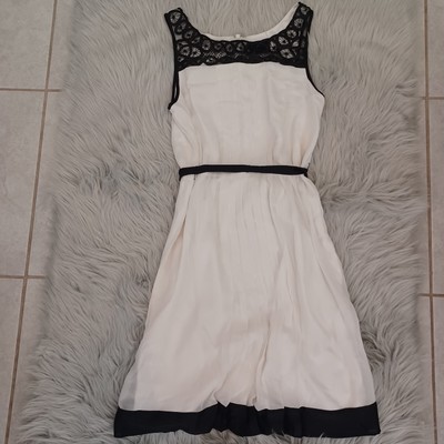 Max and Cleo White & Black Dress Size 8