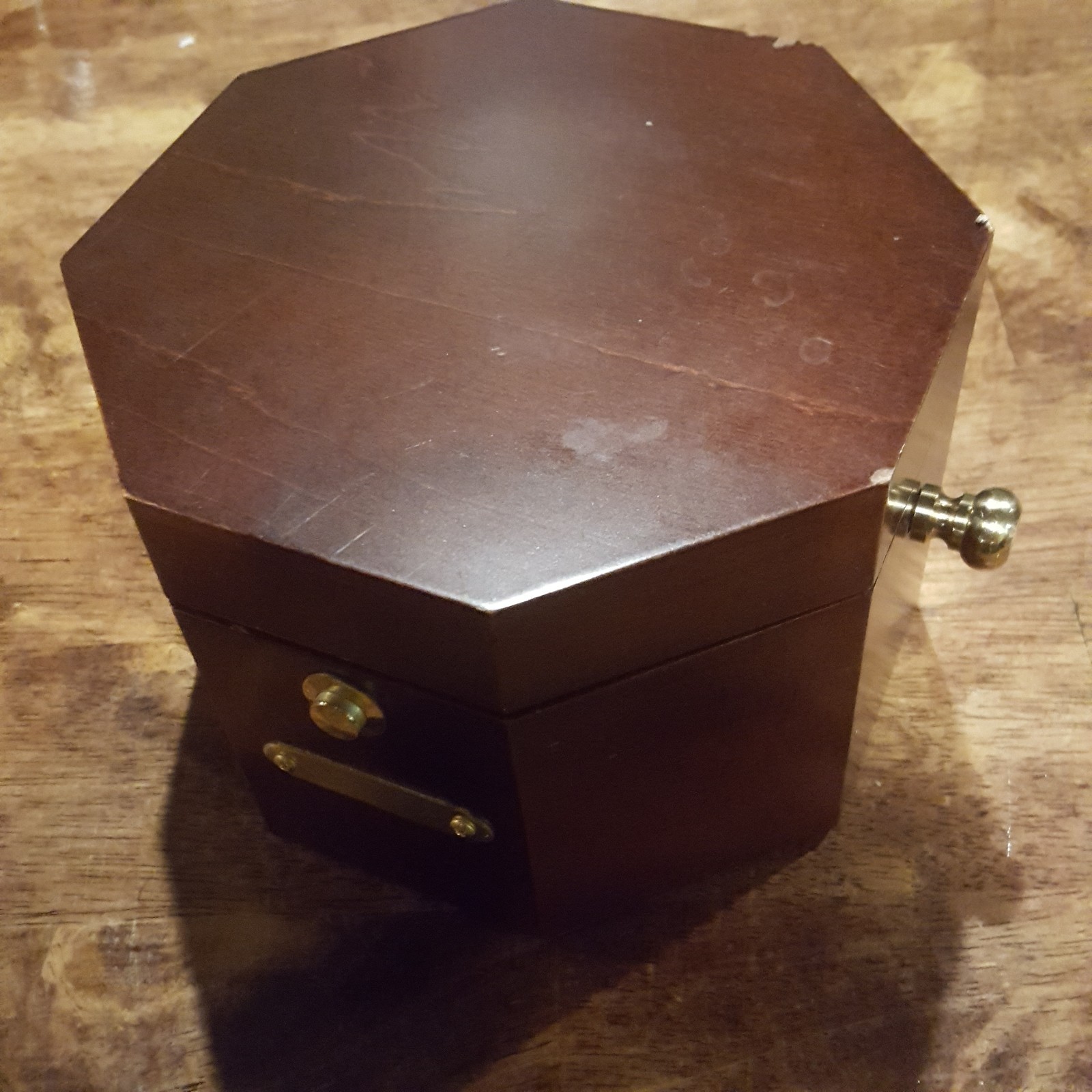 Bulova B7910 Quartermaster Maritime Clock Table Desk Quartz Japanese Movement