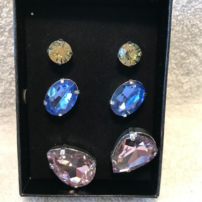 Avon 2012 President's Club Honor Society Ladies Set of Three Earrings