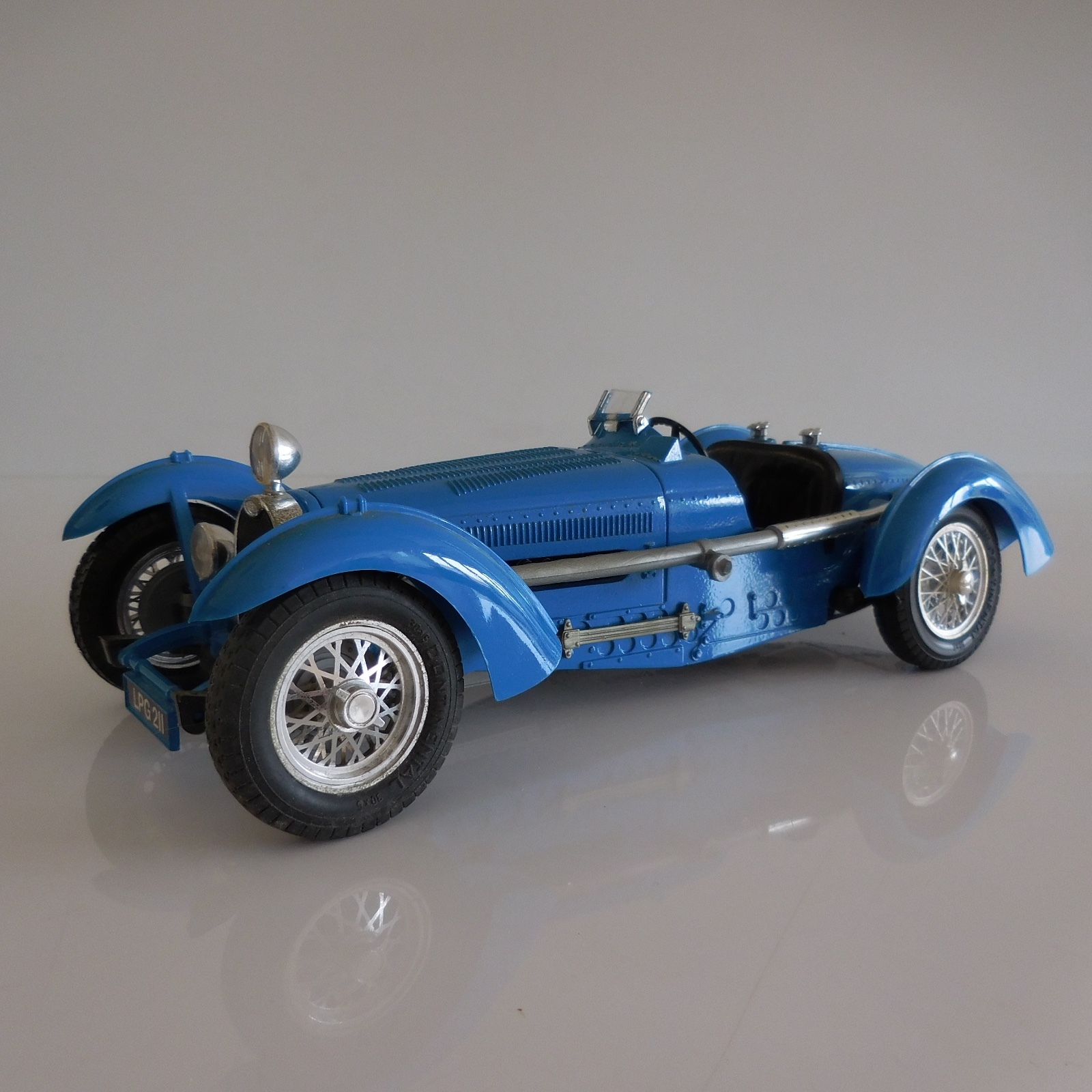 1:18 スケールのブガッティ タイプ 59 を公開 – Amalgam Collection
