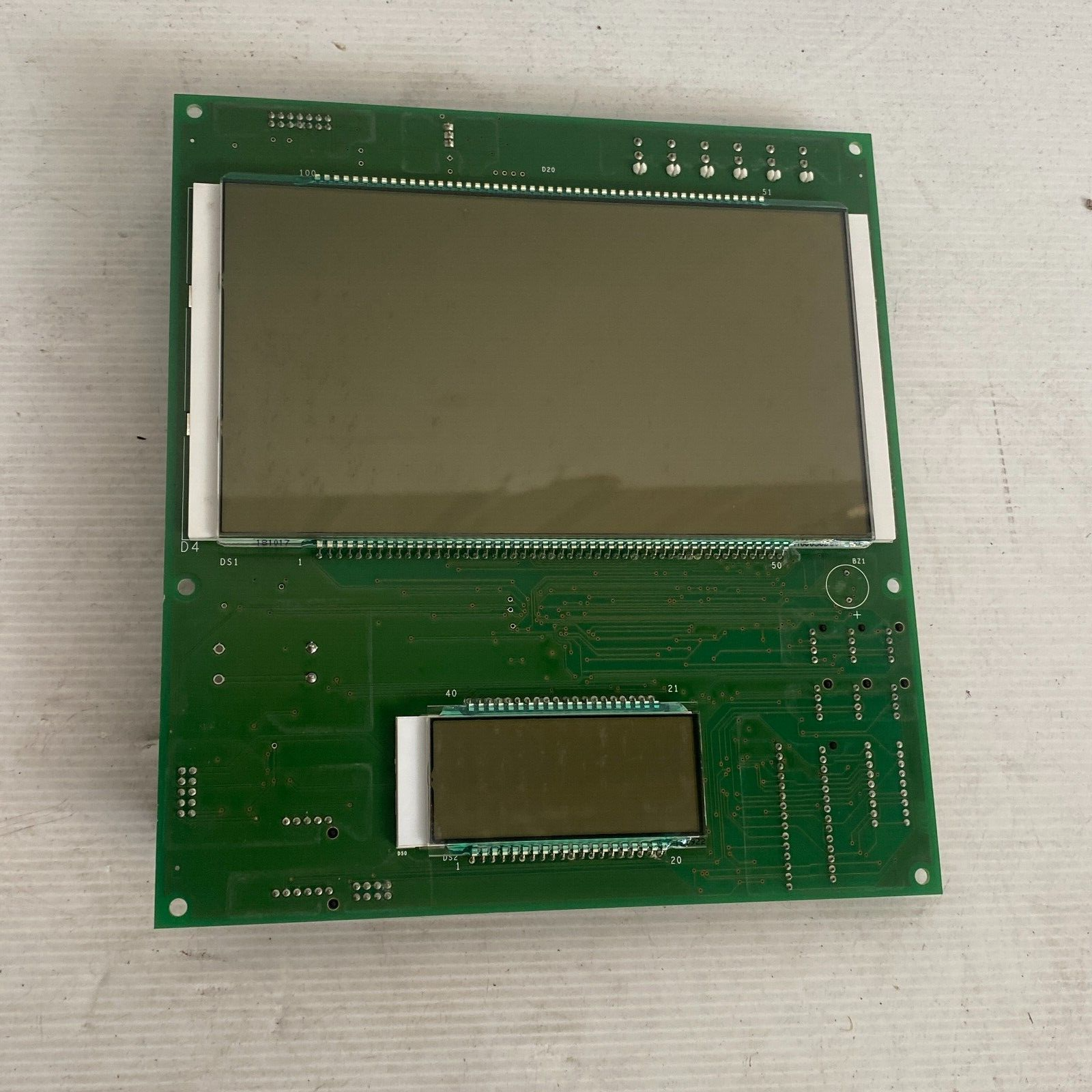 M10738 140-953-946 Display Board Combi Petrol Bowser M10738 140-953-946 Display Board Combi Petrol Bowser