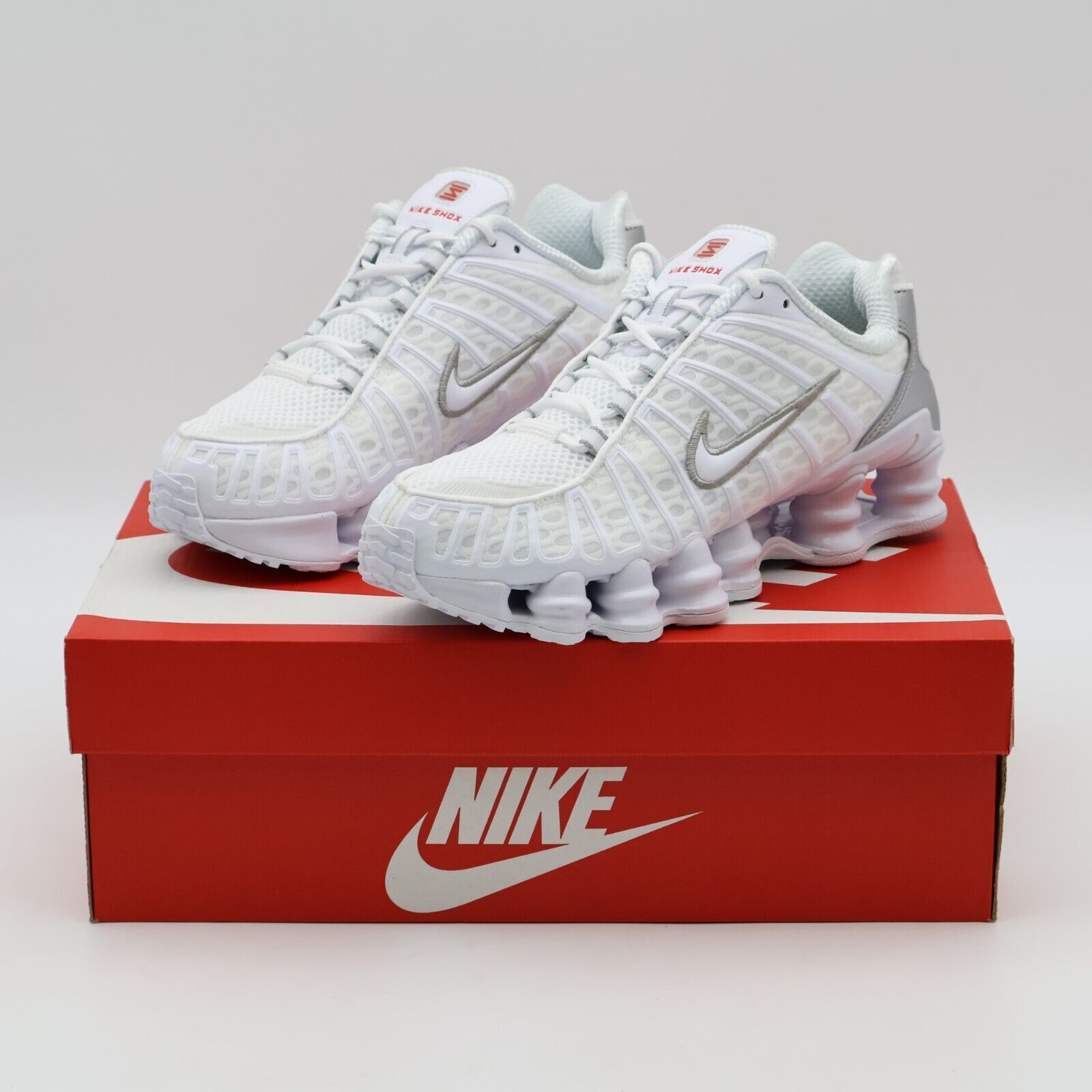 AR3566-100 Nike Shox TL White Max Orange Metallic Silver AR3566-100 Nike Shox TL White Max Orange Metallic Silver