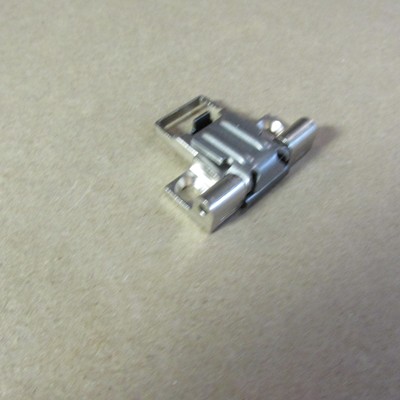 Andis --Barber Clipper Hinge  >Fits models BGRC, BGR+ and BGC