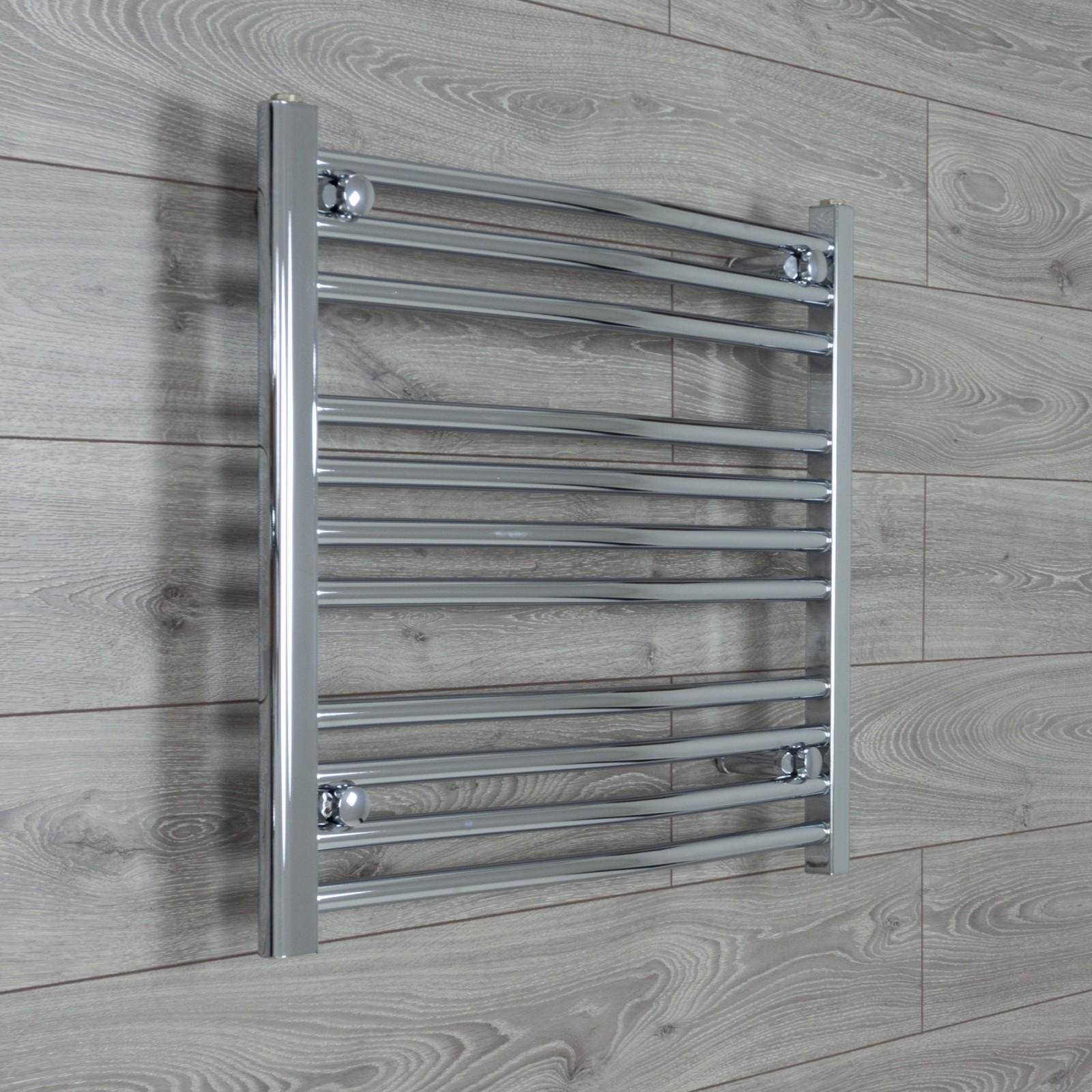 600mm Wide Towel Rail Rad 600mm High Curved Heated Chrome Bathroom
