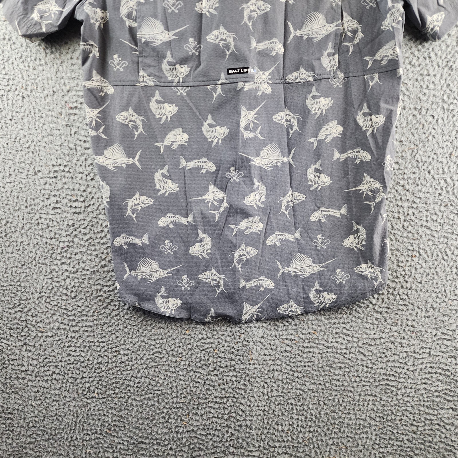 Salt Life Fish N Bones Short-Sleeve Button-Front Shirt Men's S Gray Collared - Picture 15 of 17