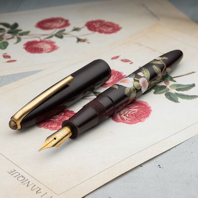 Nishio 1930's Urushi Ebonite Tsubaki Camellia Modern Maki-e Iridium Fountain Pen