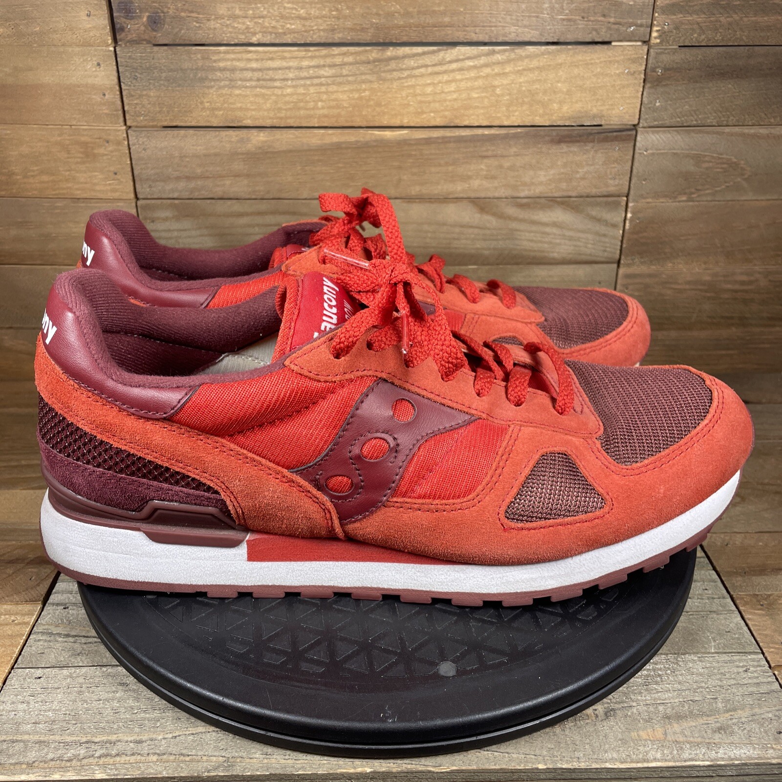 saucony casual shoes