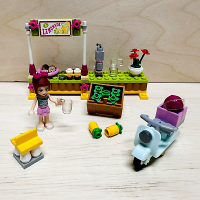 LEGO FRIENDS Mia s Lemonade Stand 41027 Pieces are Complete NO