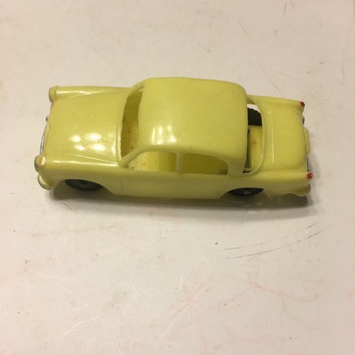 洋書　TOY CARS of Japan and Hong kong Toy Cars of Japan & Hong Kong (A Schiffer Book for