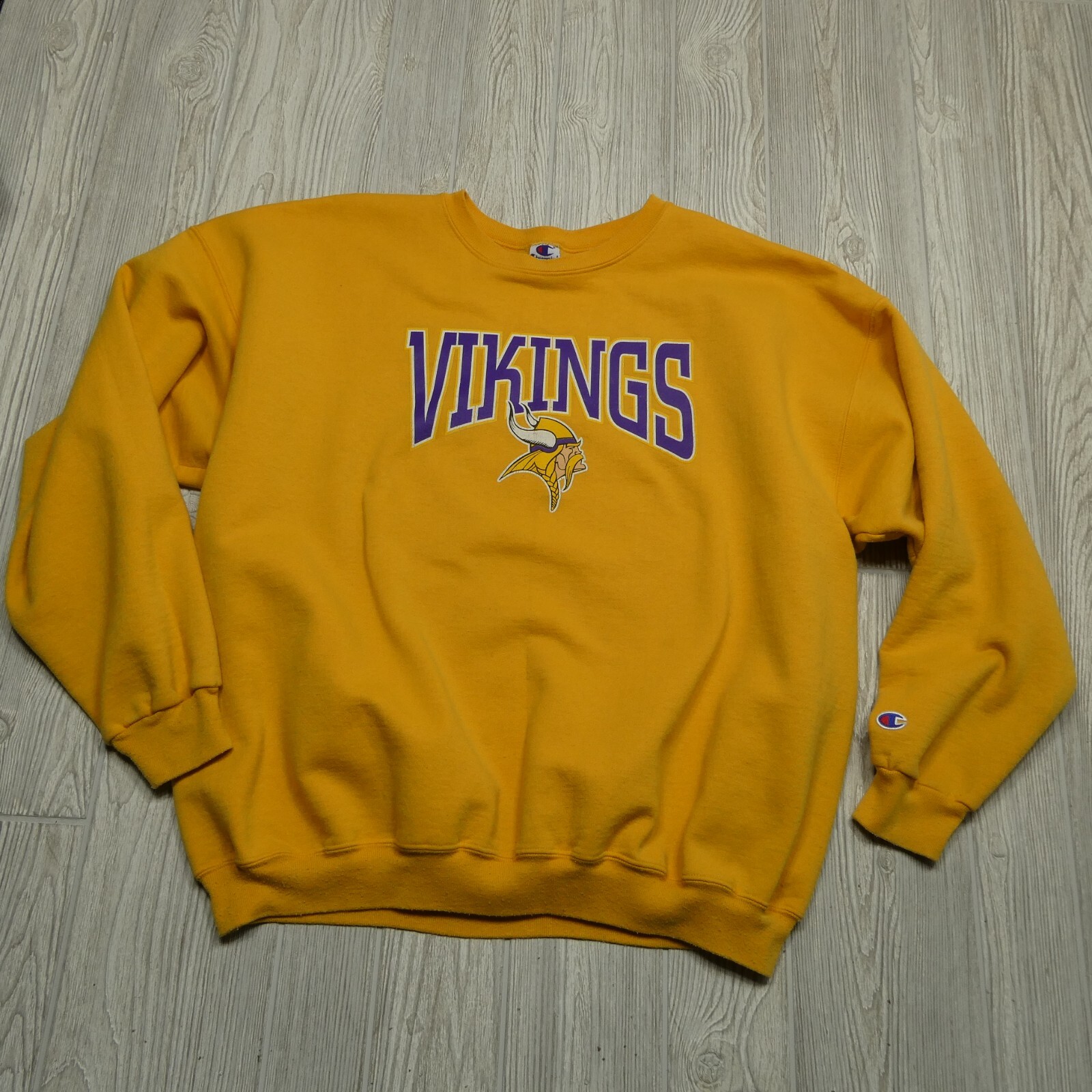 VINTAGE Minnesota Viking Sweater Adult 2XL Champion Yellow