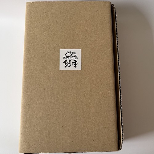 Japanese White Lucky Cat Manekineko Pendulum Wall Clock Pottery SETO ware Gift