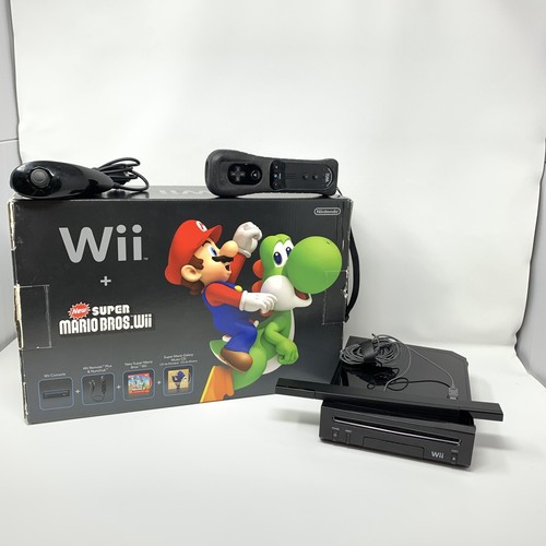 CIB Nintendo Wii Black Console New Super Mario Bros w/ Soundtrack & Manuals