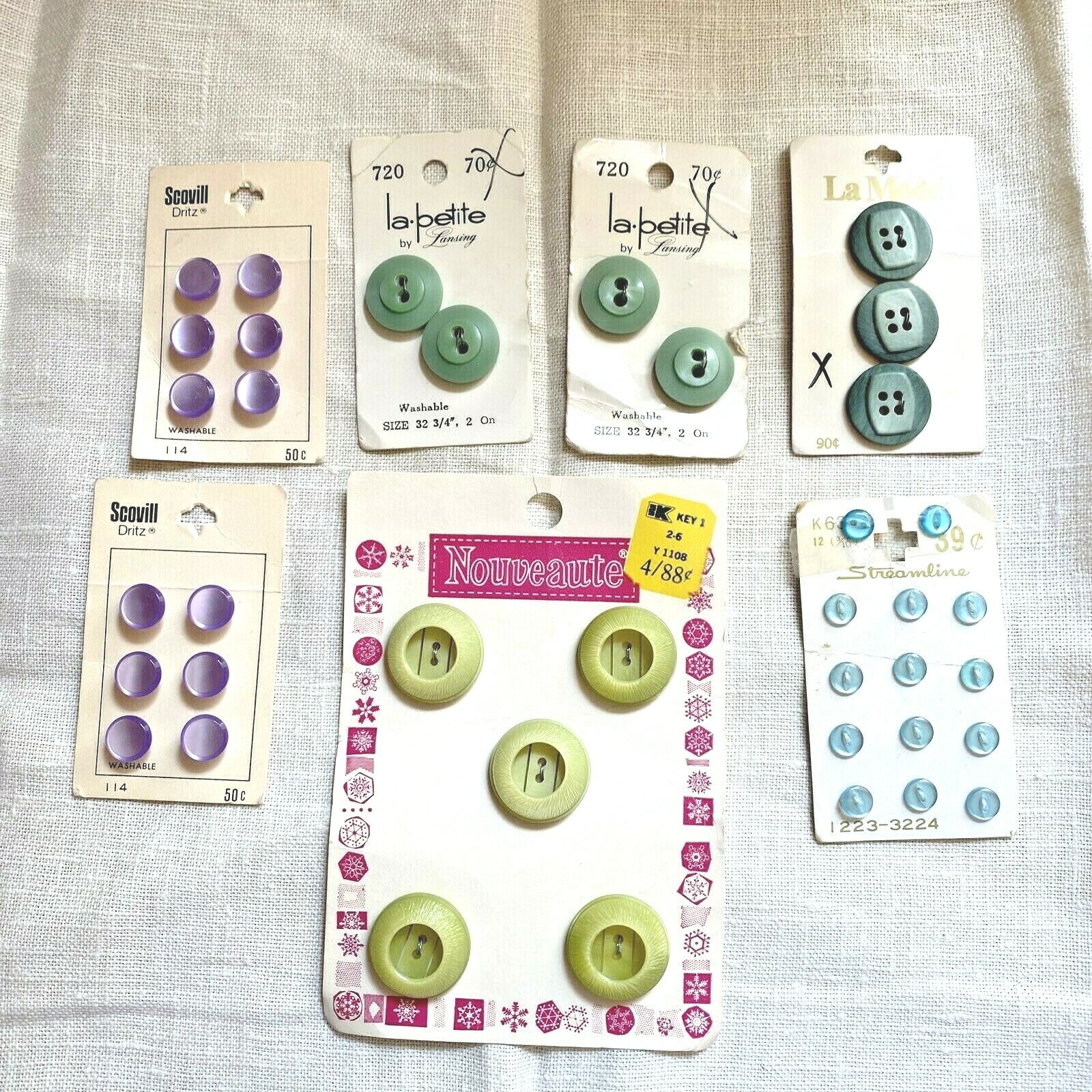 Vintage lot NOS buttons 7 cards new unused colorful variety Vintage lot NOS buttons 7 cards new unused colorful variety