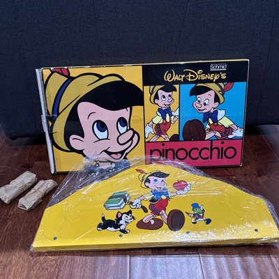 Schmid Walt Disney Pinocchio Decorative Wall Accessory 4 Peg Clothing Rack NEW