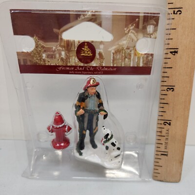Lemax 92315 Fireman & The  Dalmation Dog Hydrant Enchanted Forest & Village Col