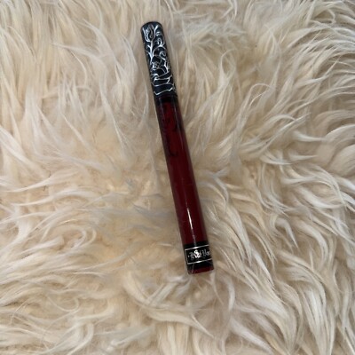 KVD Everlasting Liquid Lipstick Burgundy Red?
