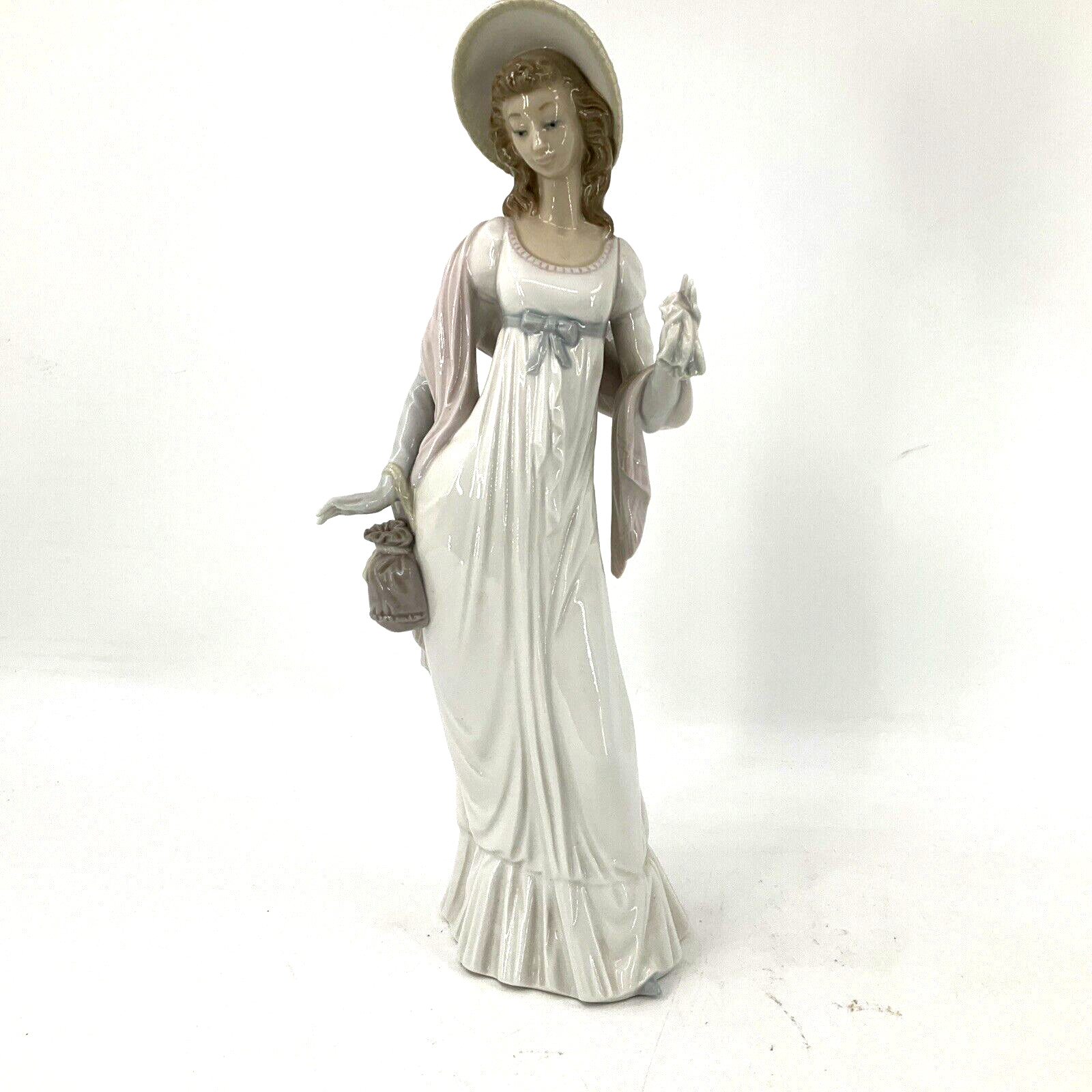 Lladro #4934 Dainty Lady Hat & Bag Glazed Porcelain Figurine 14