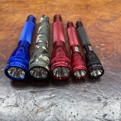 Mini Maglite Lot Of 5 - All Working! 