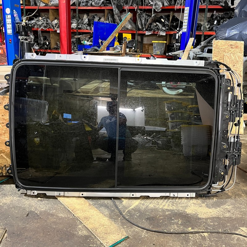 Used 2018 - 2023 GMC TERRAIN PANORAMIC SUNROOF SUN ROOF MOONROOF & MOTORS OEM
